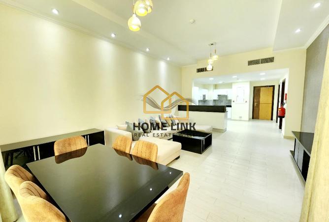 925575 - Property Image 2