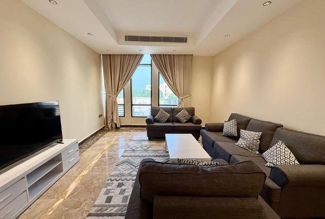 948066 - Property Image 2