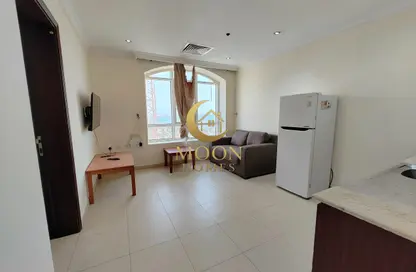 Apartment - 1 Bedroom - 1 Bathroom for rent in Umm Ghuwailina 4 - Umm Ghuwailina - Doha