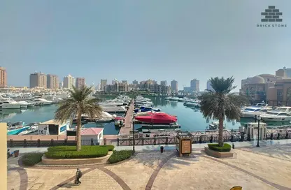 شقة - 4 غرف نوم - 4 حمامات للايجار في طريق بورتو الغربي - بورتو أرابيا - جزيرة اللؤلؤة - الدوحة