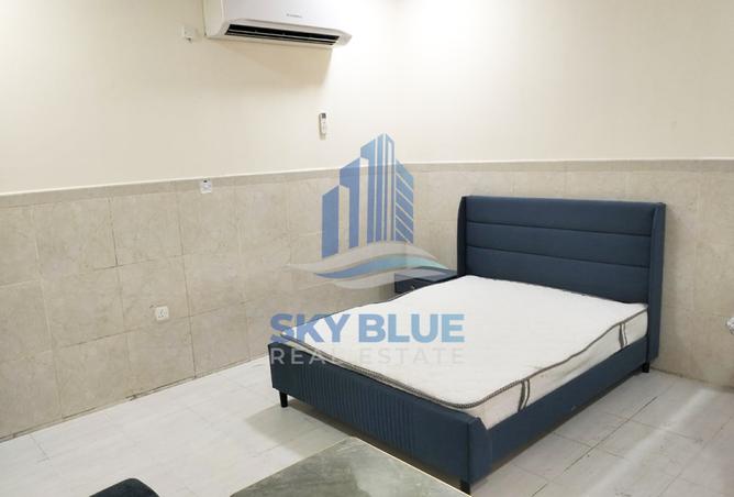 992404 - Property Image 2