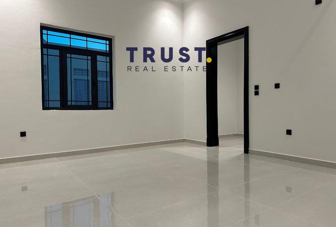 977887 - Property Image 3