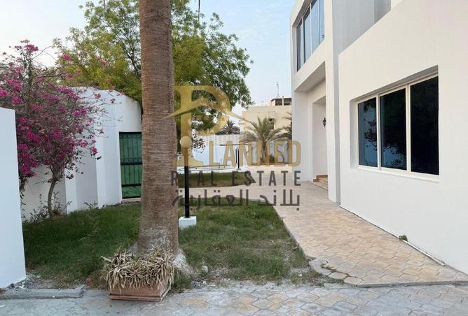 967975 - Property Image 2