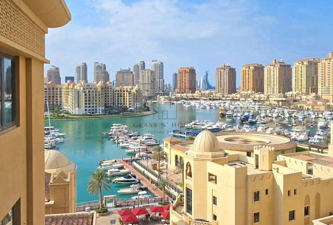 989439 - Property Image 2