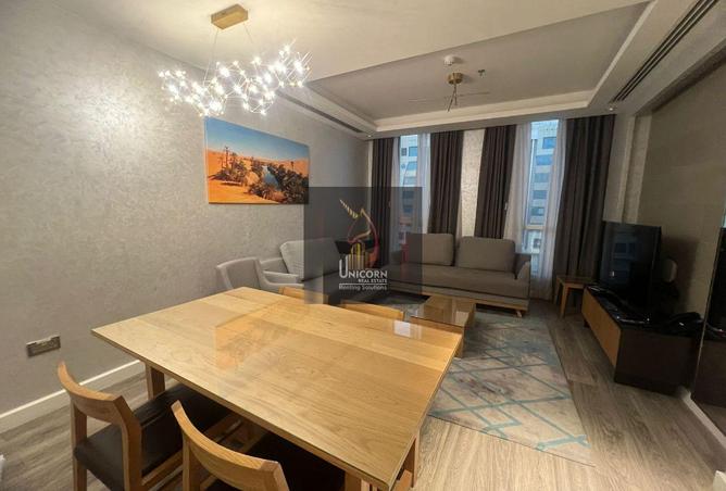 989795 - Property Image 2