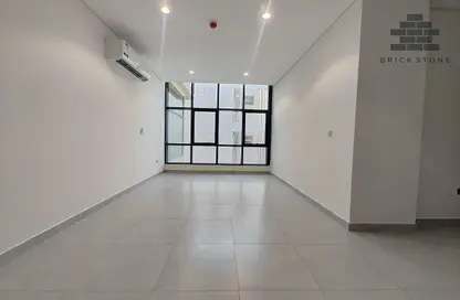 Apartment - 3 Bedrooms - 2 Bathrooms for rent in Al Jazeera Street - Fereej Bin Mahmoud North - Fereej Bin Mahmoud - Doha