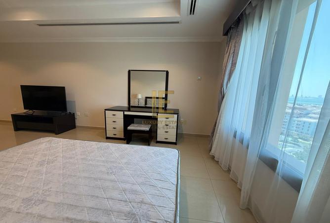 881735 - Property Image 3