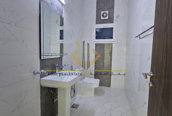 953455 - Property Image 3