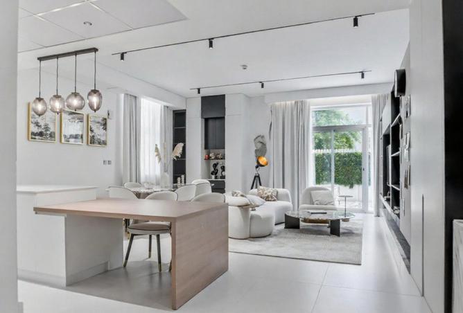 971092 - Property Image 3