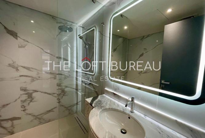 956130 - Property Image 2