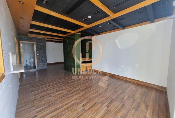 923353 - Property Image 3