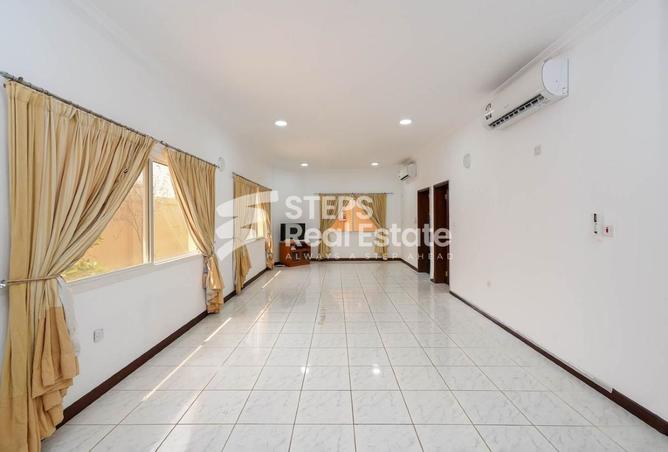 993960 - Property Image 2