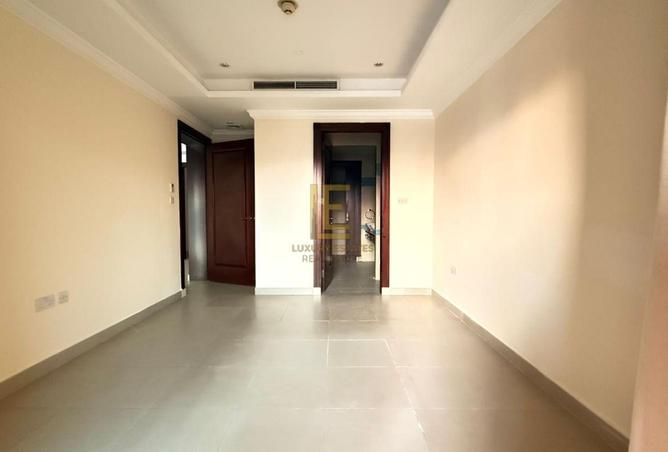 982890 - Property Image 2