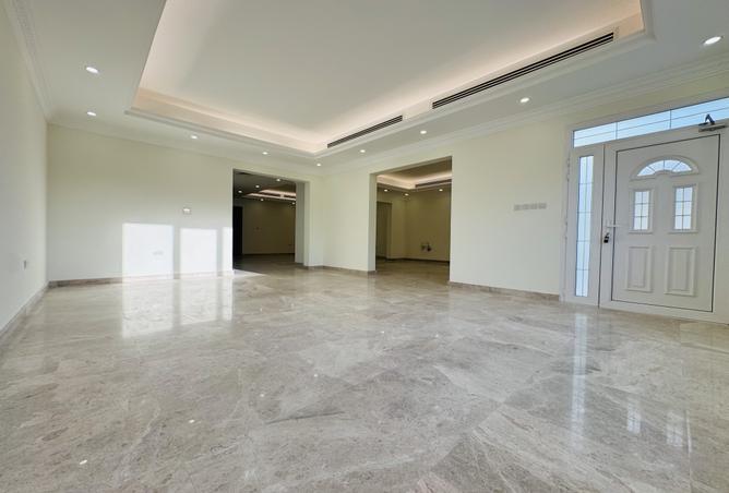 984257 - Property Image 3