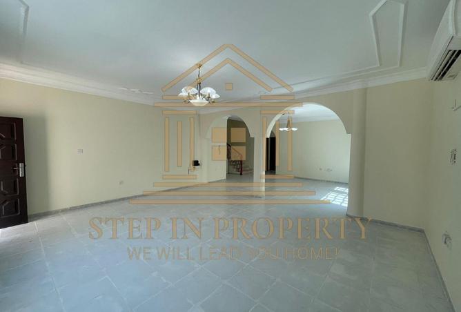 958433 - Property Image 3