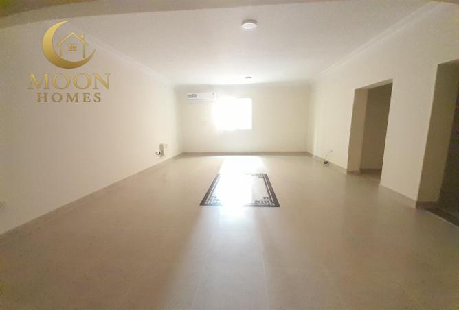 979980 - Property Image 2