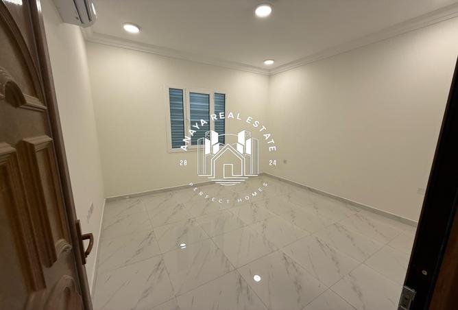 960470 - Property Image 3