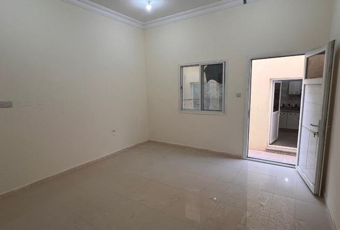 997671 - Property Image 2