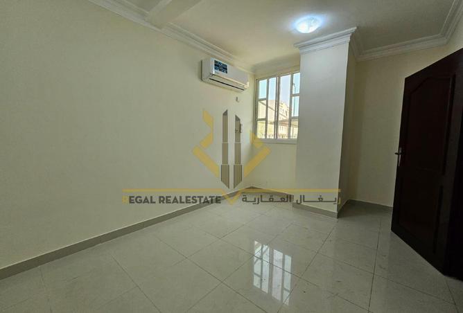 955545 - Property Image 3