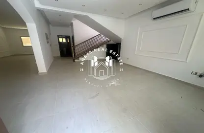 Villa - 4 Bedrooms - 4 Bathrooms for rent in Al Azizia Street - Al Aziziyah - Doha