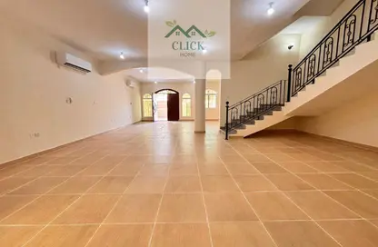 Villa - 4 Bedrooms - 5 Bathrooms for rent in New Salata - Salata - Doha