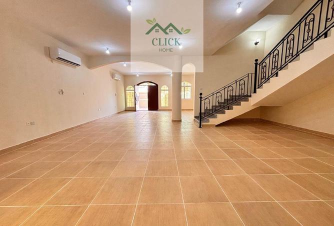 964639 - Property Image 2