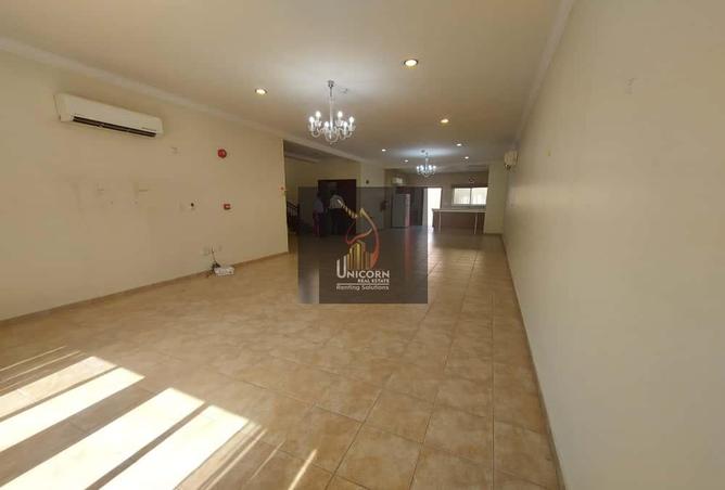 937145 - Property Image 2