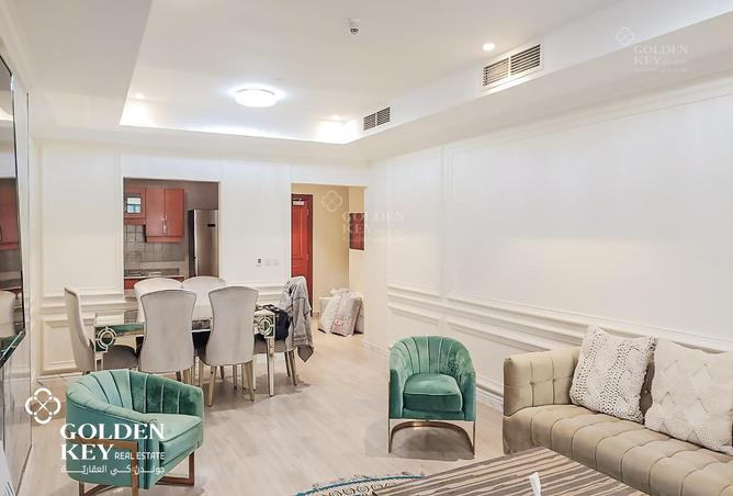 912607 - Property Image 2