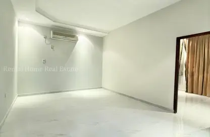 Apartment - 1 Bedroom - 1 Bathroom for rent in Old Airport Road - Old Airport Road - Doha Apartment - 1 Bedroom - 1 Bathroom for rent in Old Airport Road - Old Airport Road - Doha