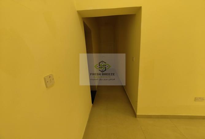 979844 - Property Image 2