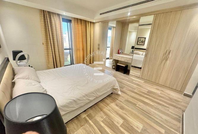 999730 - Property Image 2