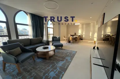 Apartment - 2 Bedrooms - 3 Bathrooms for rent in Al Kheesa - Umm Salal Mohammed