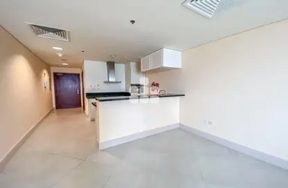 Kitchen image for: Apartment - 1 Bathroom for rent in Tower 2 - Viva Bahriyah - The Pearl Island - Doha, Image 1