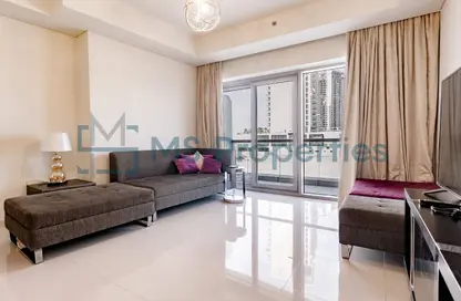 Apartment - 1 Bedroom - 2 Bathrooms for rent in The Waterfront - Lusail