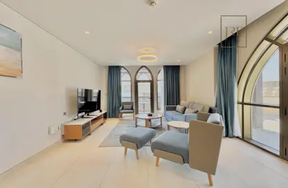 Apartment - 2 Bedrooms - 3 Bathrooms for rent in The Pearl Island - Doha