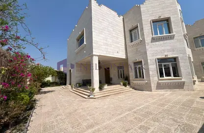 Villa - 7 Bedrooms - 7+ Bathrooms for sale in Onaiza Street - Diplomatic Area - Doha