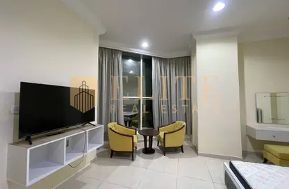 Apartment - Studio - 1 Bathroom for rent in Al Sadd Road - Al Sadd - Doha