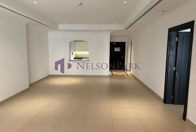 967055 - Property Image 2