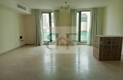Apartment - 3 Bedrooms - 2 Bathrooms for rent in Al Mansoura - Al Mansoura - Doha