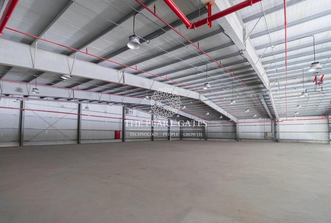 851213 - Property Image 3