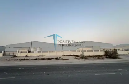 مخزن - استوديو - 2 حمامات للايجار في شارع الصناعية الشرقي - بركة العوامر - الوكرة