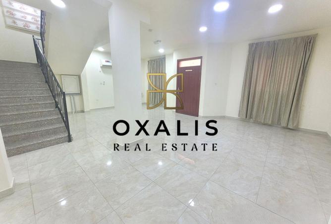933308 - Property Image 3