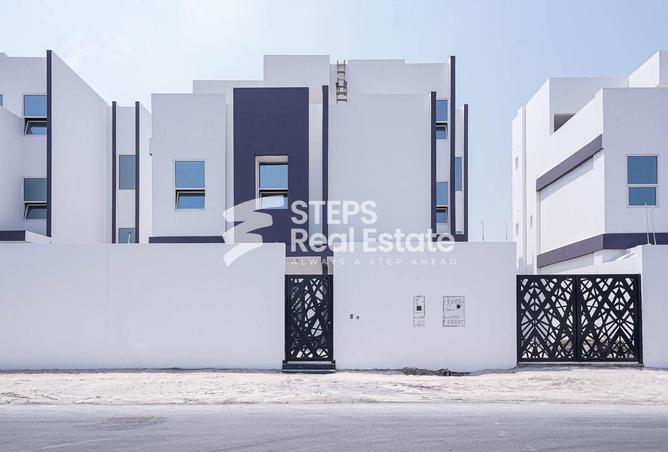 Villa - 6 Bedrooms - 7 Bathrooms for sale in Bu Hamour Street - Abu Hamour - Doha