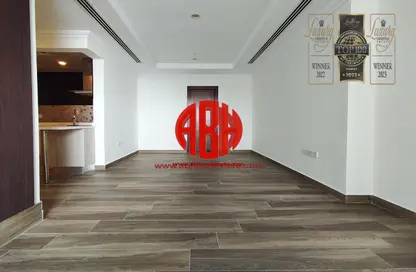 Apartment - Studio - 1 Bathroom for rent in Viva West - Viva Bahriyah - The Pearl Island - Doha