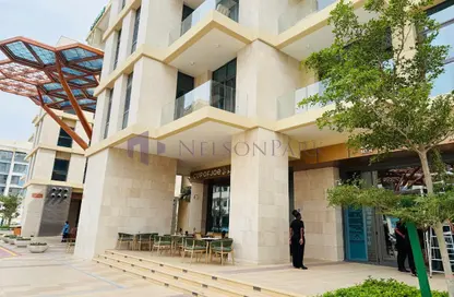 Apartment - 1 Bedroom - 2 Bathrooms for rent in Gewan Island - The Pearl Island - Doha
