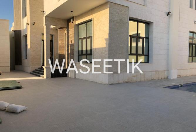 939713 - Property Image 2