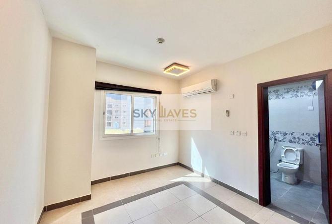 953517 - Property Image 2