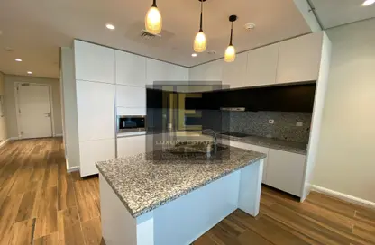 Apartment - 2 Bedrooms - 3 Bathrooms for sale in Floresta Gardens - Floresta Gardens - The Pearl Island - Doha