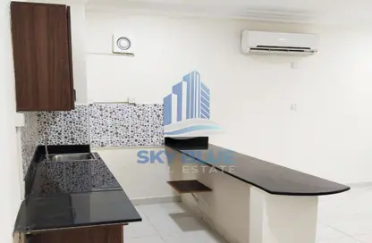 Apartment - 1 Bedroom - 1 Bathroom for rent in Al Gharrafa - Doha