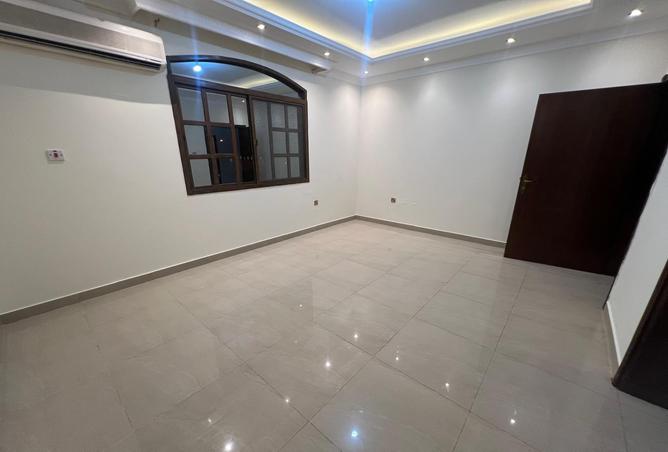 1000108 - Property Image 3